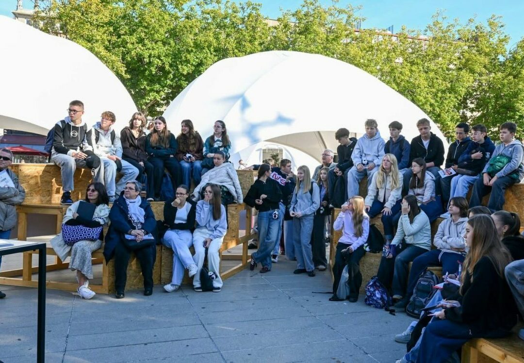 Fabuleuse Factory 2025 Potion Magic